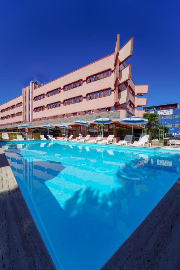 Onda Hotel Silvi Marina Exterior photo