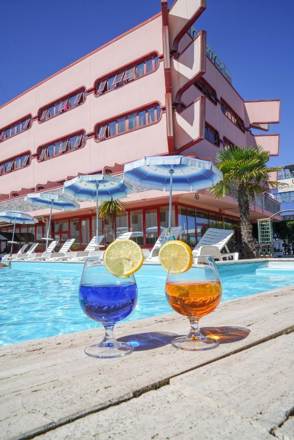 Onda Hotel Silvi Marina Exterior photo