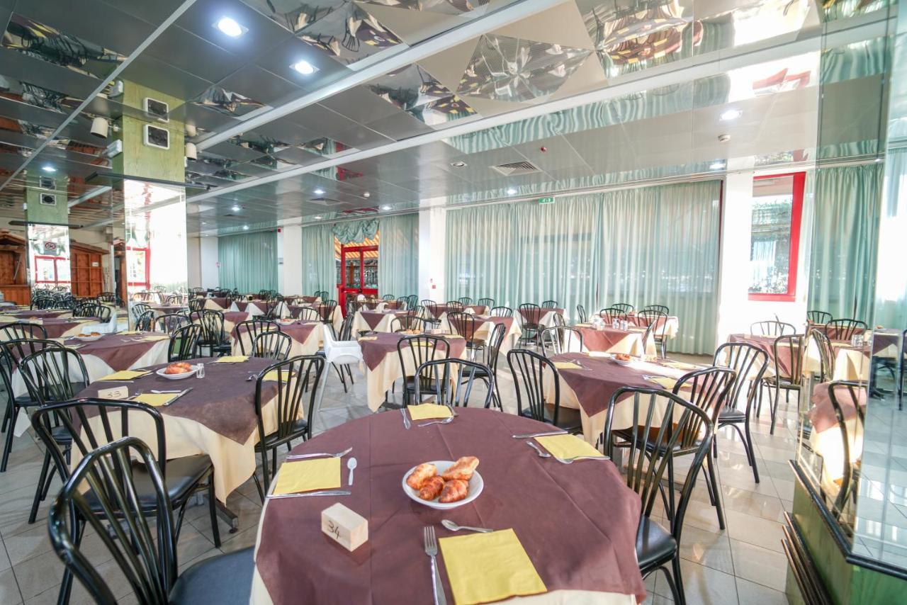 Onda Hotel Silvi Marina Exterior photo