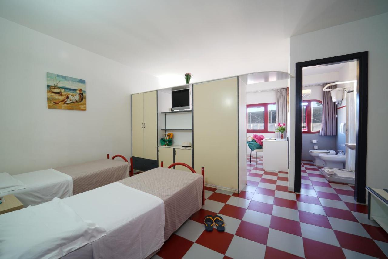 Onda Hotel Silvi Marina Exterior photo