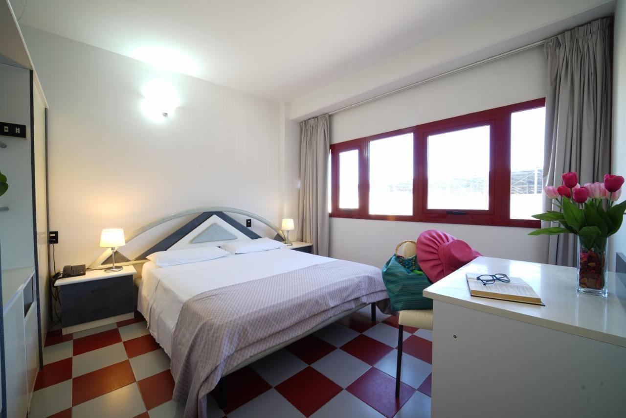 Onda Hotel Silvi Marina Exterior photo