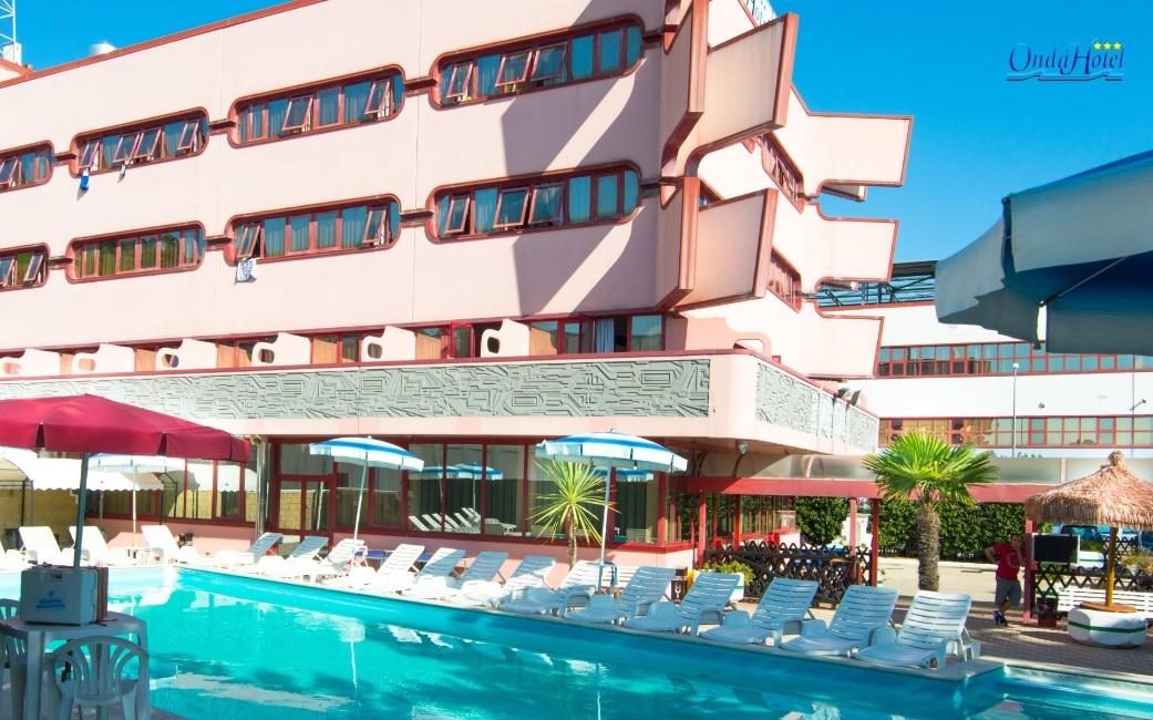 Onda Hotel Silvi Marina Exterior photo
